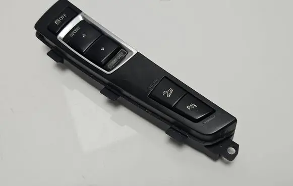 BMW 5 F10 F11 Suspension ride height/mode switch 9202948 10014194 107552