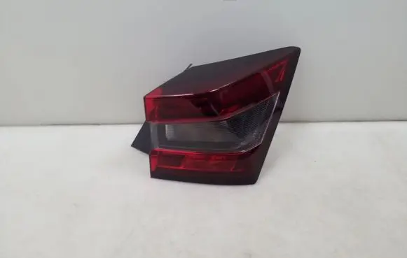 Nissan Juke I F15 Rear/tail lights 265506PA0A