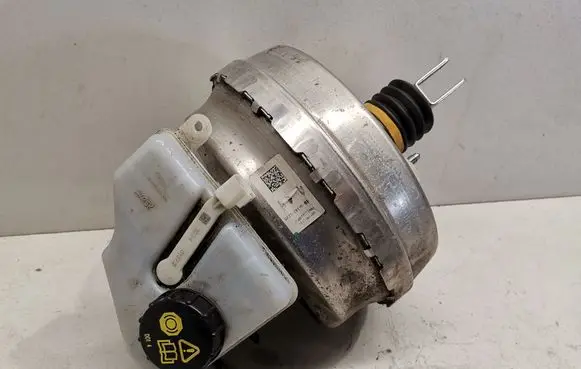 Jaguar XE Brake booster GX732B195BE