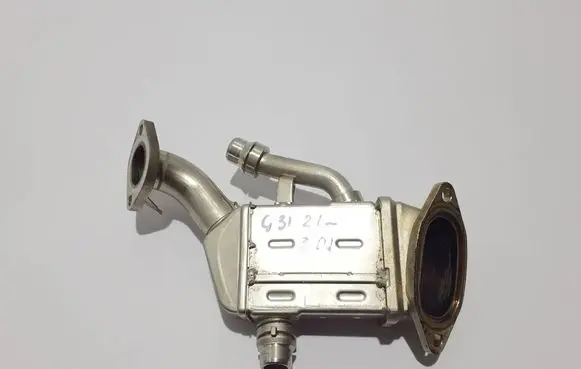 BMW 5 G30 G31 G38 EGR valve cooler 8596806