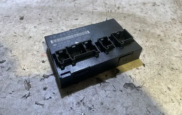 Volkswagen Golf V Comfort/convenience module 1K0959433BL 05620810 S0301H02