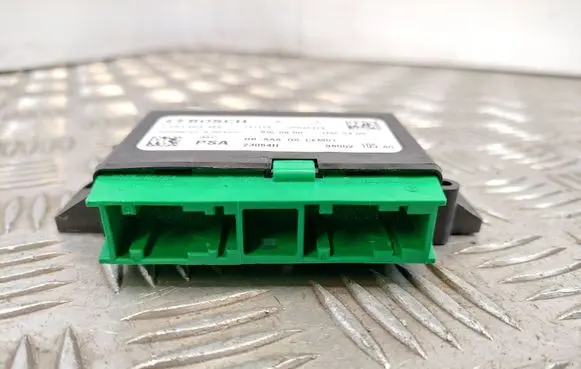 Peugeot 308 Parking PDC control unit/module 9800210580 131129 00045479