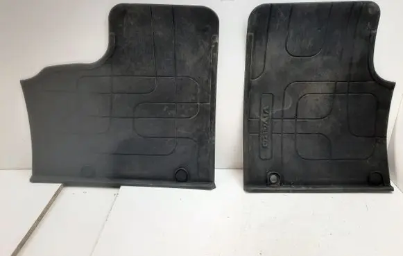 Opel Vivaro Car floor mat set 95599414 8201501687