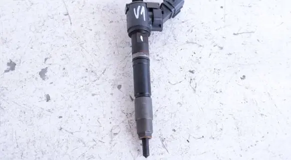 Volvo V60 Fuel injector 31405404 VEA132370010AAB