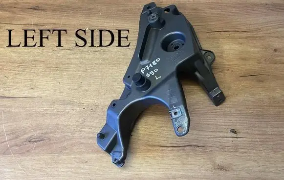 Volvo S90, V90 Fender mounting bracket 31378984