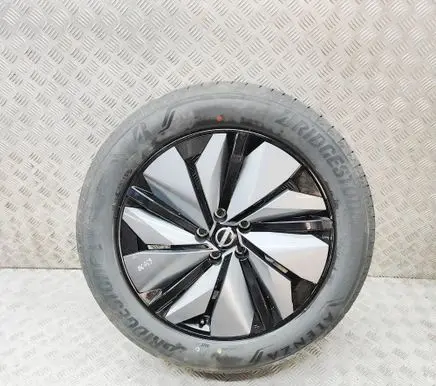 Nissan Ariya R12 alloy rim D0C005MP9B