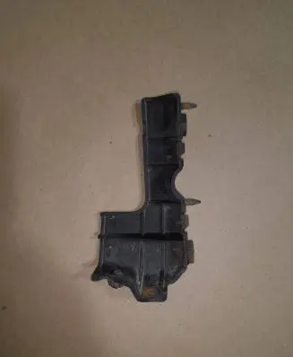 Audi A4 S4 B7 8E 8H Front bumper mounting bracket 8E0807283