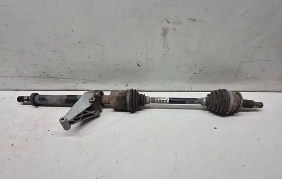 Opel Astra J Front driveshaft 13335156