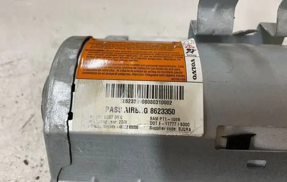 Volvo V50 Passenger airbag 601220700C 8623350