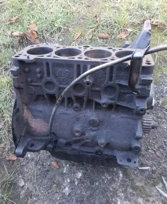 Volkswagen Transporter - Caravelle T4 Engine 1x050054 21K91