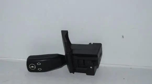 BMW 5 E39 Steering wheel adjustment handle/lever 8373901