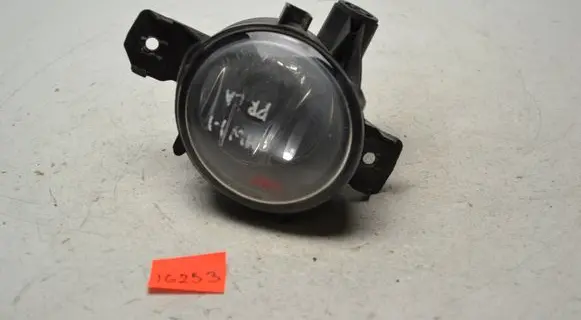 BMW 1 E81 E87 Front fog light 13101610 89203661 6924656