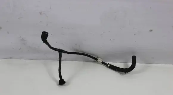 Coolant pipe/hose