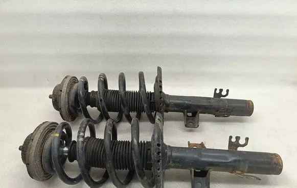 Volkswagen Transporter - Caravelle T5 Front shock absorber/damper