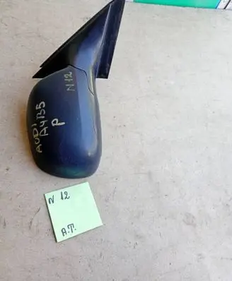 Audi A4 S4 B5 8D Front door electric wing mirror 5689566