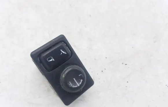 Nissan X-Trail T30 Wing mirror switch ZFG