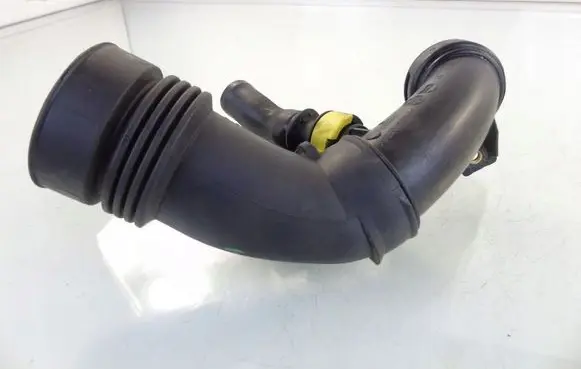 Citroen C4 II Intercooler hose/pipe 9683725080