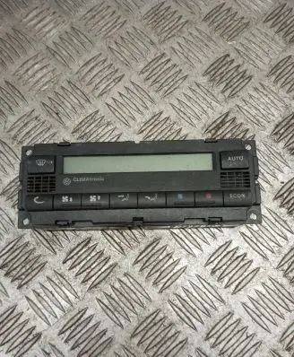 Volkswagen PASSAT B5.5 Climate control unit