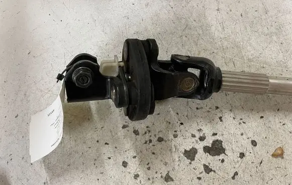Volvo S80 Steering column universal joint 821056
