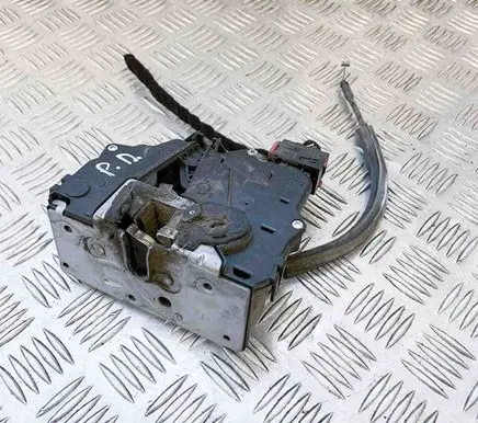 Peugeot Boxer Front door lock 989117106 977713101