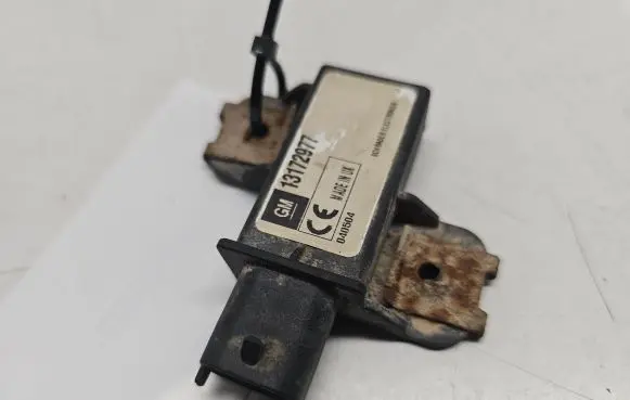 Opel Vectra C Tire pressure sensor 13172977