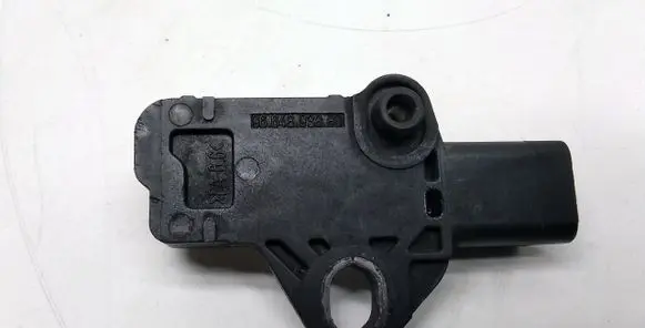 Ford Mondeo Mk III Crankshaft position sensor 9664893880
