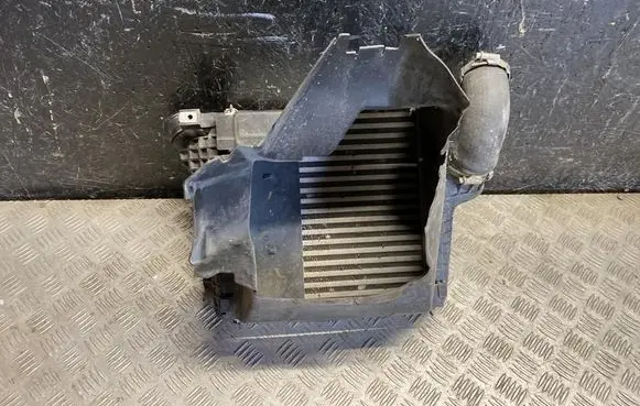 Volkswagen Touareg III Intercooler radiator 4M0145804BR