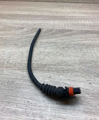 BMW 3 E46 Plug wire 1928300527
