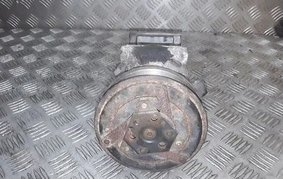 Renault Megane II Air conditioning (A/C) compressor (pump)
