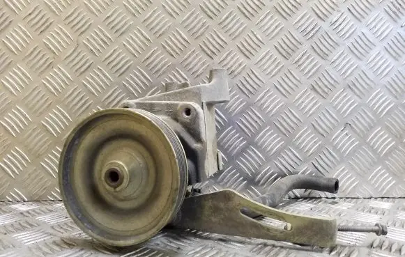 Renault 19 Power steering pump 7700741348
