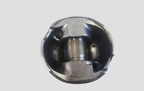 Audi A6 S6 C6 4F Piston 0000
