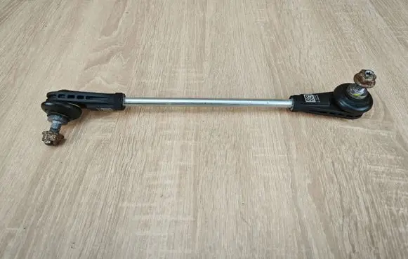 Front anti-roll bar/stabilizer link