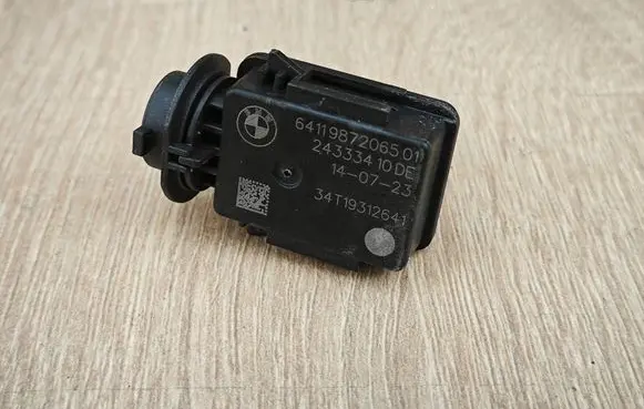 BMW X5 G05 Air quality sensor 9872065