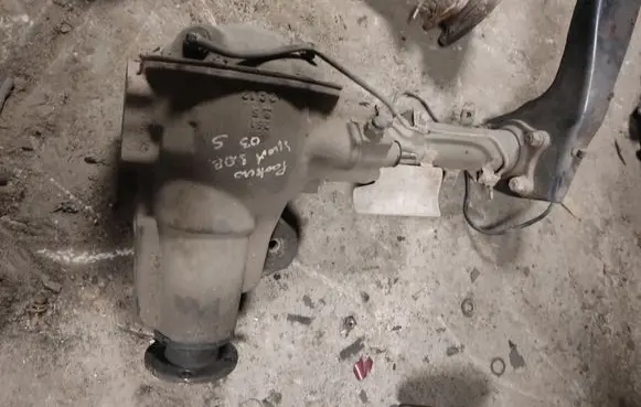 Mitsubishi Pajero Sport I Front differential 