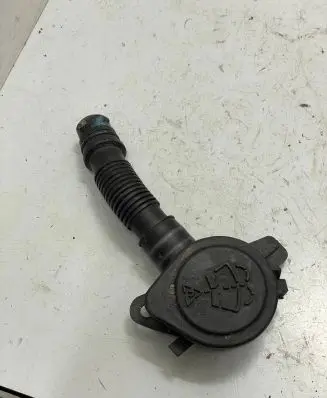 BMW M4 F82 F83 Windshield washer fluid reservoir/tank 7241664 235576 010108