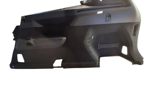 Volvo XC90 Tailgate trim 32394914 0116943 5423509