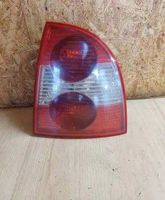 Rear/tail lights