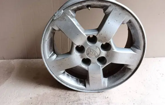 R16 alloy rim