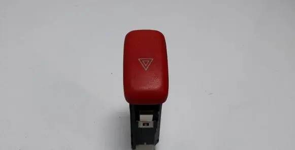Honda HR-V Hazard light switch M17479
