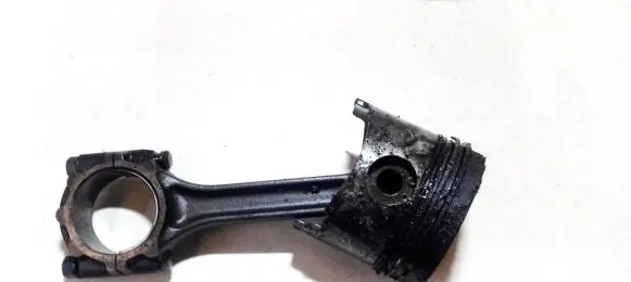 Citroen C5 Piston with connecting rod