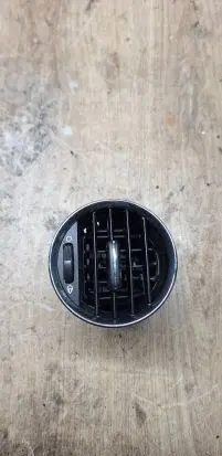 Peugeot 308 Dash center air vent grill 305038 9658515377 1005163