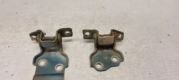 Subaru Justy Front door hinge set 