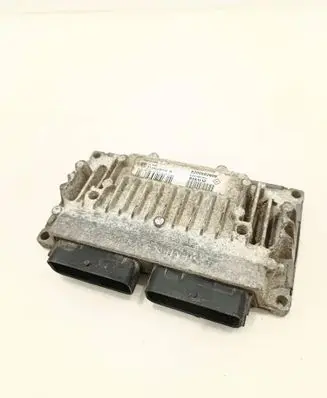 Renault Clio III Gearbox control unit/module 8200582809 S126028102B 8200563401