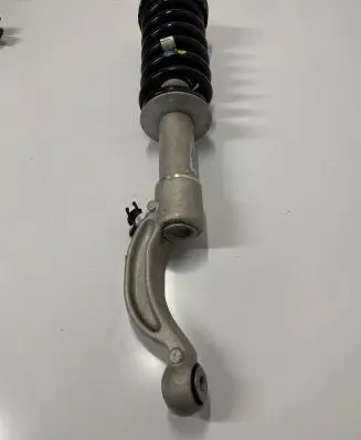 Maserati Ghibli Front shock absorber/damper 06700303320 462400009473