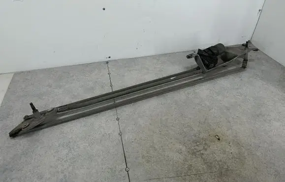 Renault Modus Front wiper linkage 8200141270