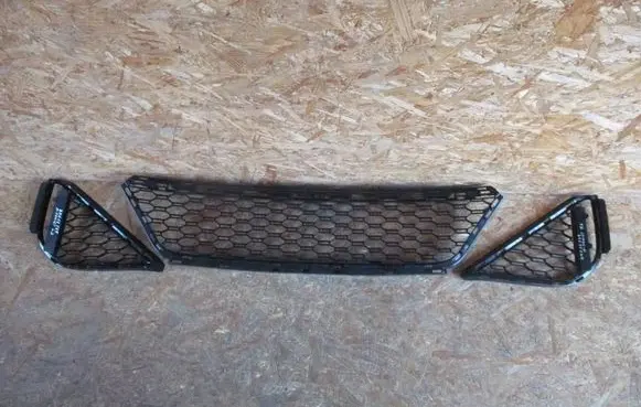 BMW X2 F39 Front bumper lower grill 51118069096
