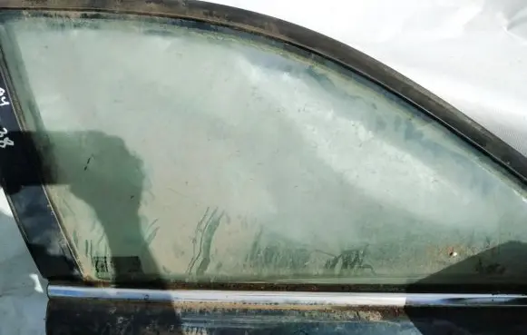 Front door window glass four-door