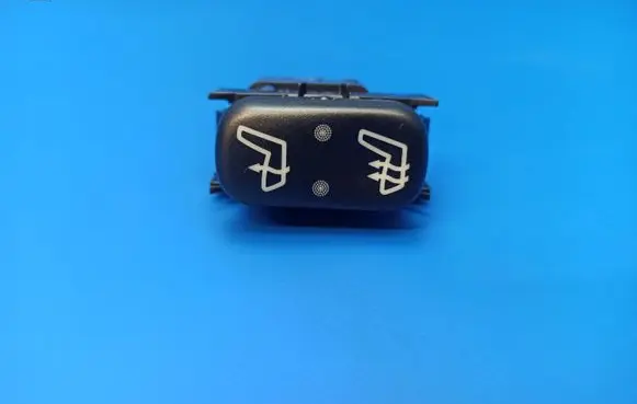 Mercedes-Benz ML W163 Seat heating switch 1638200210