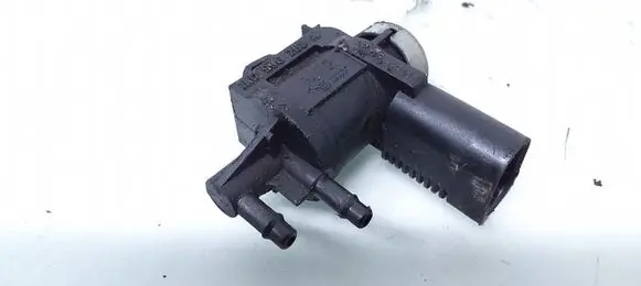 Volkswagen Touran I Turbo solenoid valve 1K0906283A