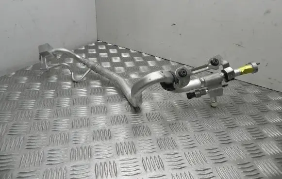 Maserati Levante Air conditioning (A/C) pipe/hose 06700386640 VD18101
